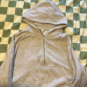 Lululemon Scuba quarter zip